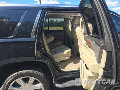 2019 Cadillac Escalade Luxury 1SB - zdjęcie 14 z 23 - miniatura