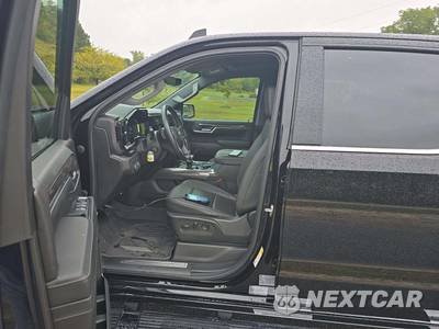2023 Chevrolet Silverado 1500 LTZ Crew Cab Short Bed 1LZ - zdjęcie 3 z 21 - miniatura
