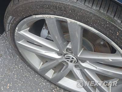 2018 Volkswagen Passat 2.0T R-Line - zdjęcie 19 z 28 - miniatura