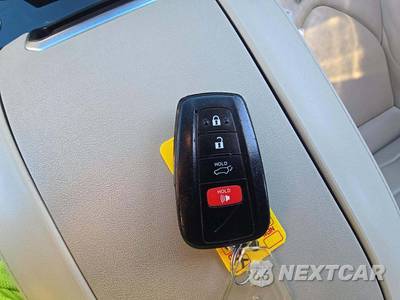 2022 Toyota Highlander XLE - zdjęcie 5 z 22 - miniatura