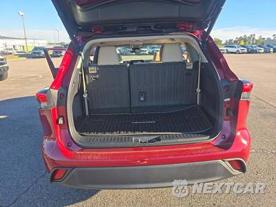 2022 Toyota Highlander XLE - zdjęcie 12 z 22 - miniatura