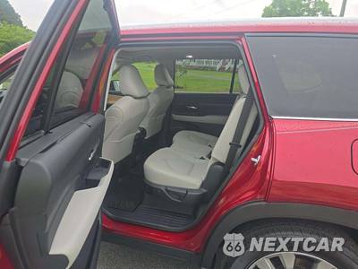 2025 Toyota Grand Highlander Limited - zdjęcie 10 z 22 - miniatura