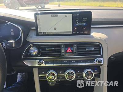 2023 Genesis G70 2.0T Standard - zdjęcie 7 z 21 - miniatura