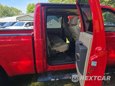 2016 Ford Super Duty F-250 XLT Crew Cab Medium Bed - zdjęcie 13 z 33 - miniatura