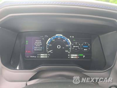 2025 Toyota Sequoia Platinum - zdjęcie 6 z 22 - miniatura