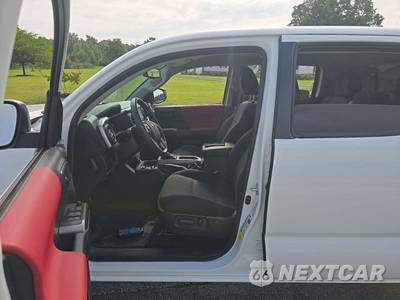 2022 Toyota Tacoma SR5 Crew Cab Medium Bed - zdjęcie 3 z 24 - miniatura