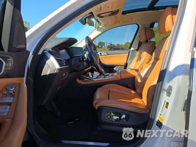 2021 BMW X7 Sports Activity Vehicle xDrive40i - zdjęcie 6 z 23 - miniatura