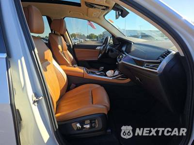 2021 BMW X7 Sports Activity Vehicle xDrive40i - zdjęcie 19 z 23 - miniatura