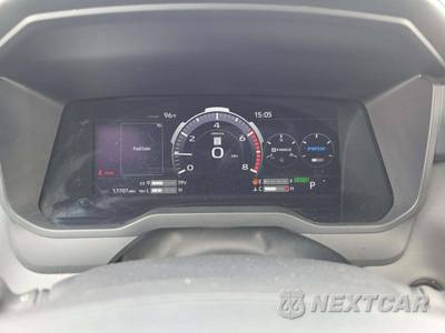 2025 Toyota Sequoia Platinum - zdjęcie 9 z 24 - miniatura