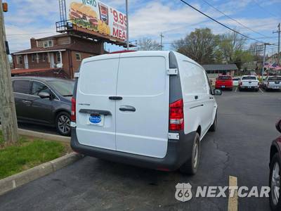 2019 Mercedes-Benz Metris Cargo Van 126.0" WB - zdjęcie 3 z 30 - miniatura