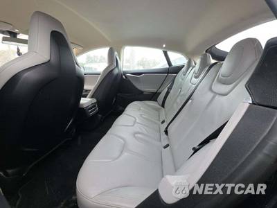 2013 Tesla Model S - zdjęcie 13 z 21 - miniatura