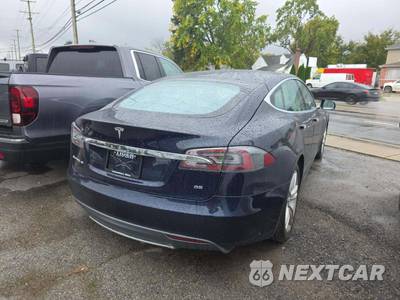 2013 Tesla Model S - zdjęcie 3 z 21 - miniatura