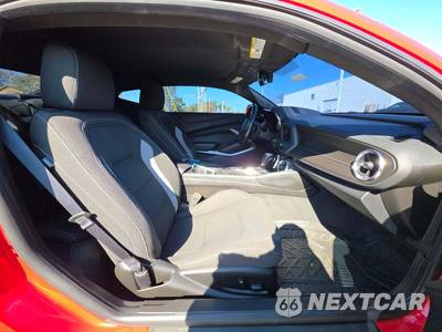2022 Chevrolet Camaro LT1 Coupe 1LZ - zdjęcie 18 z 25 - miniatura