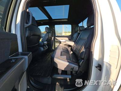 2024 Ford F-150 Hybrid Lariat Crew Cab Short Bed - zdjęcie 10 z 19 - miniatura