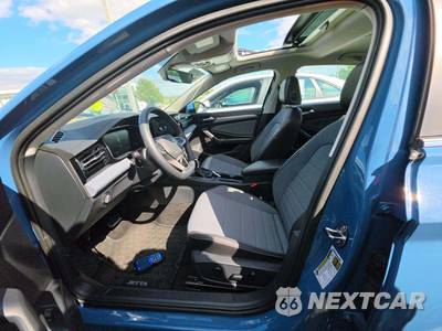 2026 Volkswagen Jetta SE - zdjęcie 6 z 21 - miniatura