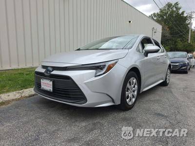 2024 Toyota Corolla Hybrid LE Sedan - zdjęcie 1 z 22 - miniatura