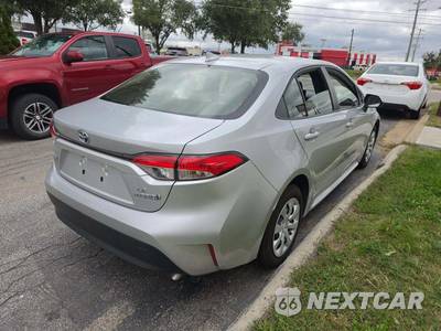 2024 Toyota Corolla Hybrid LE Sedan - zdjęcie 3 z 22 - miniatura