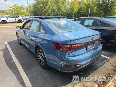 2026 Volkswagen Jetta SE - zdjęcie 2 z 21 - miniatura