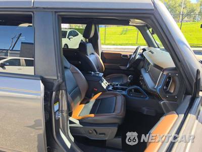 2023 Ford Bronco Outer Banks Advanced - zdjęcie 18 z 22 - miniatura