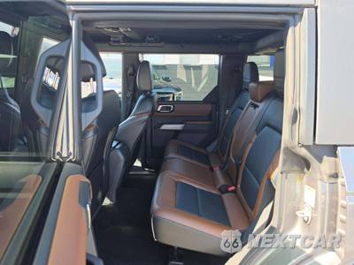 2023 Ford Bronco Outer Banks Advanced - zdjęcie 13 z 22 - miniatura