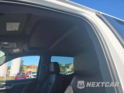 2023 Chevrolet Silverado 1500 LTZ Crew Cab Short Bed 1LZ - zdjęcie 8 z 18 - miniatura