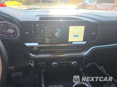 2024 GMC Sierra 1500 Elevation Crew Cab Medium Bed - zdjęcie 7 z 19 - miniatura