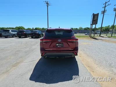 2023 Toyota Highlander Hybrid Limited - zdjęcie 4 z 30 - miniatura