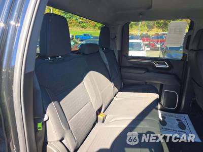 2025 Chevrolet Silverado 2500HD LT Crew Cab Medium Bed 1LT - zdjęcie 13 z 19 - miniatura