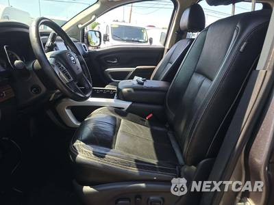 2017 Nissan TITAN SL Crew Cab Short Bed - zdjęcie 3 z 27 - miniatura