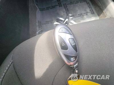 2026 Hyundai Elantra SEL Sport - zdjęcie 8 z 24 - miniatura
