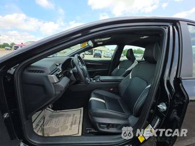 2025 Toyota Camry SE - zdjęcie 3 z 20 - miniatura