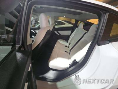 2021 Tesla Model Y Performance - zdjęcie 13 z 23 - miniatura