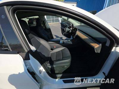 2023 Tesla Model Y Long Range - zdjęcie 15 z 18 - miniatura
