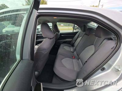 2021 Toyota Camry Hybrid LE - zdjęcie 10 z 23 - miniatura