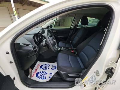 2017 Toyota Yaris iA Sedan - zdjęcie 3 z 24 - miniatura