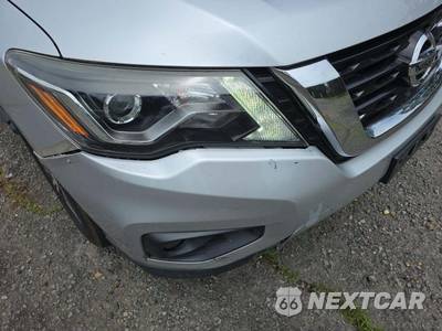 2018 Nissan Pathfinder SV - zdjęcie 21 z 23 - miniatura