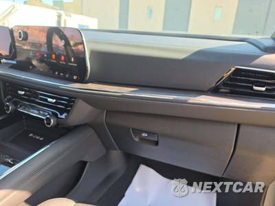 2025 Chevrolet Suburban Z71 2Z7 - zdjęcie 17 z 22 - miniatura