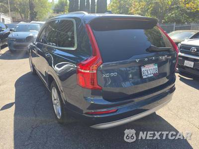 2022 Volvo XC90 T5 Momentum 7-Passenger - zdjęcie 2 z 24 - miniatura