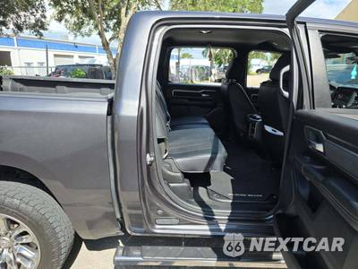 2019 Ram 1500 Big Horn/Lone Star Crew Cab Short Bed - zdjęcie 13 z 31 - miniatura
