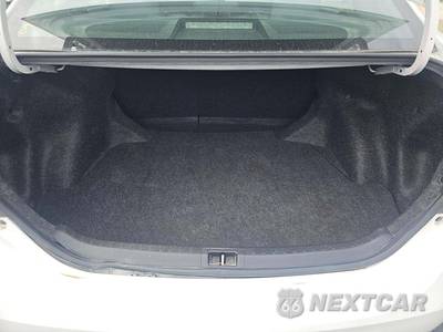2017 Toyota Corolla LE Sedan - zdjęcie 14 z 27 - miniatura