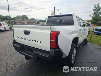 2024 Toyota Tacoma SR Crew Cab Medium Bed - zdjęcie 3 z 21 - miniatura