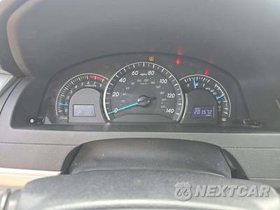 2012 Toyota Camry LE - zdjęcie 6 z 29 - miniatura