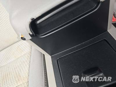 2012 Toyota Camry LE - zdjęcie 19 z 29 - miniatura