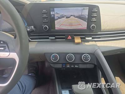 2024 Hyundai Elantra SE - zdjęcie 7 z 22 - miniatura