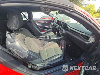 2024 Ford Mustang EcoBoost Convertible - zdjęcie 18 z 27 - miniatura