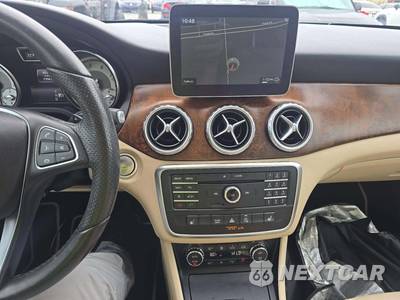 2017 Mercedes-Benz GLA 250 - zdjęcie 7 z 26 - miniatura