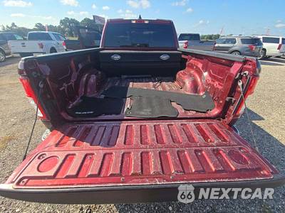 2019 Ram 1500 Tradesman Extended Cab Medium Bed - zdjęcie 11 z 27 - miniatura