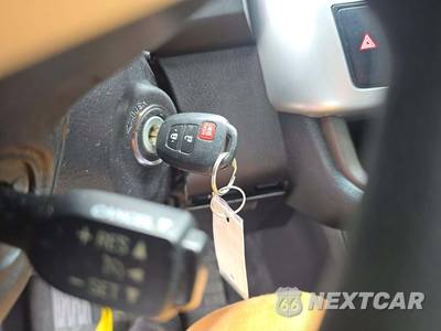 2015 Toyota Highlander LE - zdjęcie 8 z 27 - miniatura