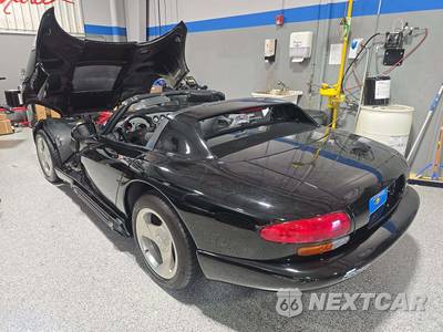 1994 Dodge Viper RT/10 - zdjęcie 2 z 18 - miniatura