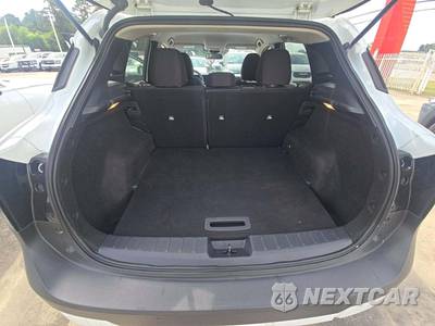 2025 Nissan Kicks SV - zdjęcie 14 z 24 - miniatura